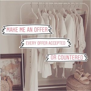 🌸MAKE ME AN OFFER🌸